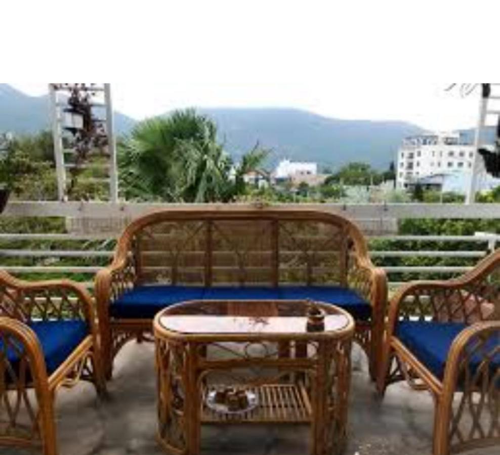 Con Son Island Home Chi Khu Co Ong Kültér fotó